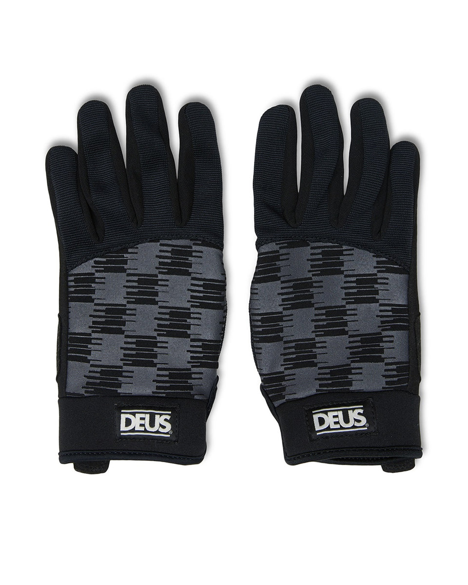 Deus 取扱　unchain glove アンチェイングローブ M 日本製 Deus 取扱 unchain glove アンチェイングローブ M 日本製の通販はau