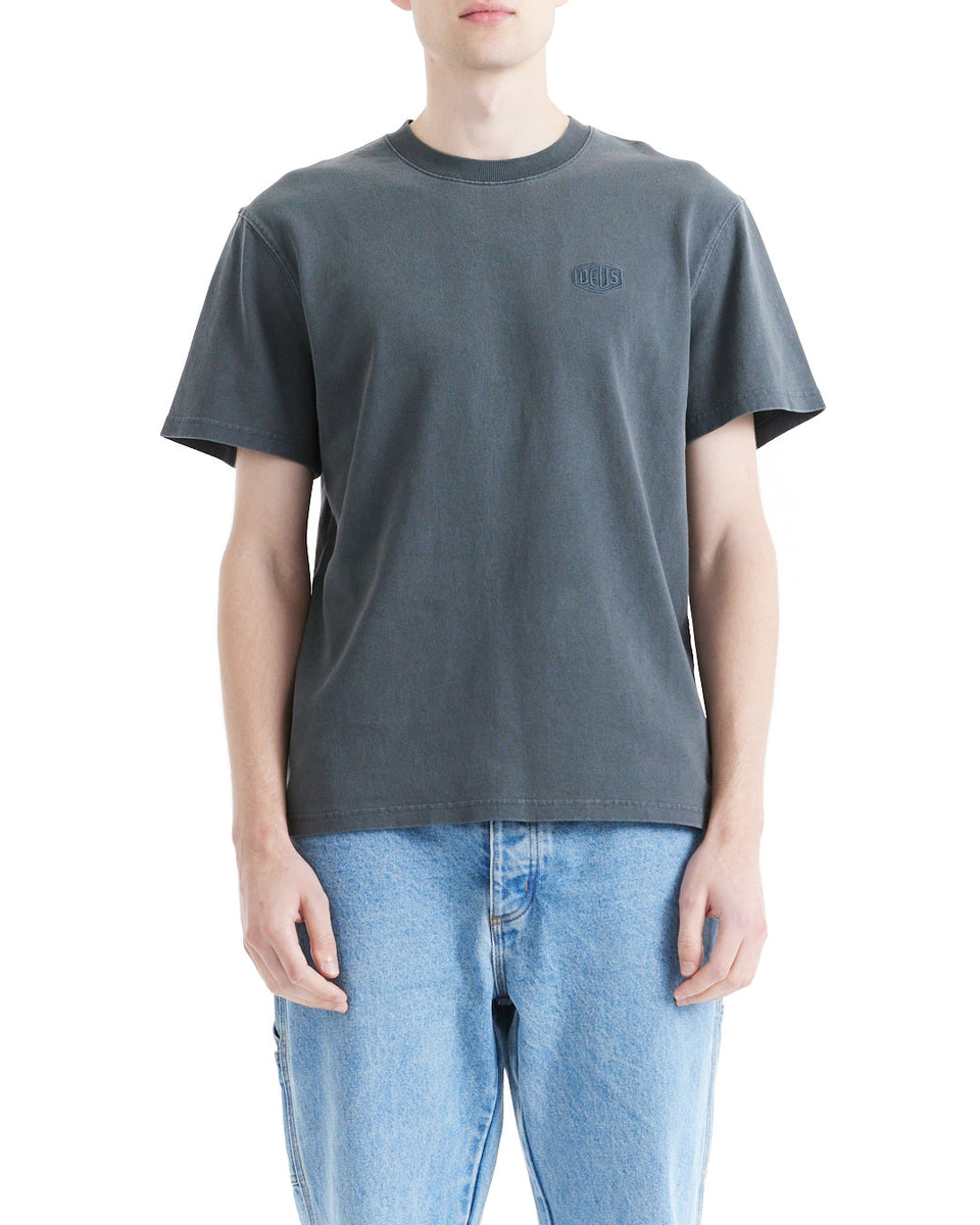 SHIELD GARMENT DYED TEE – Deus Ex Machina/デウスエクスマキナOfficial