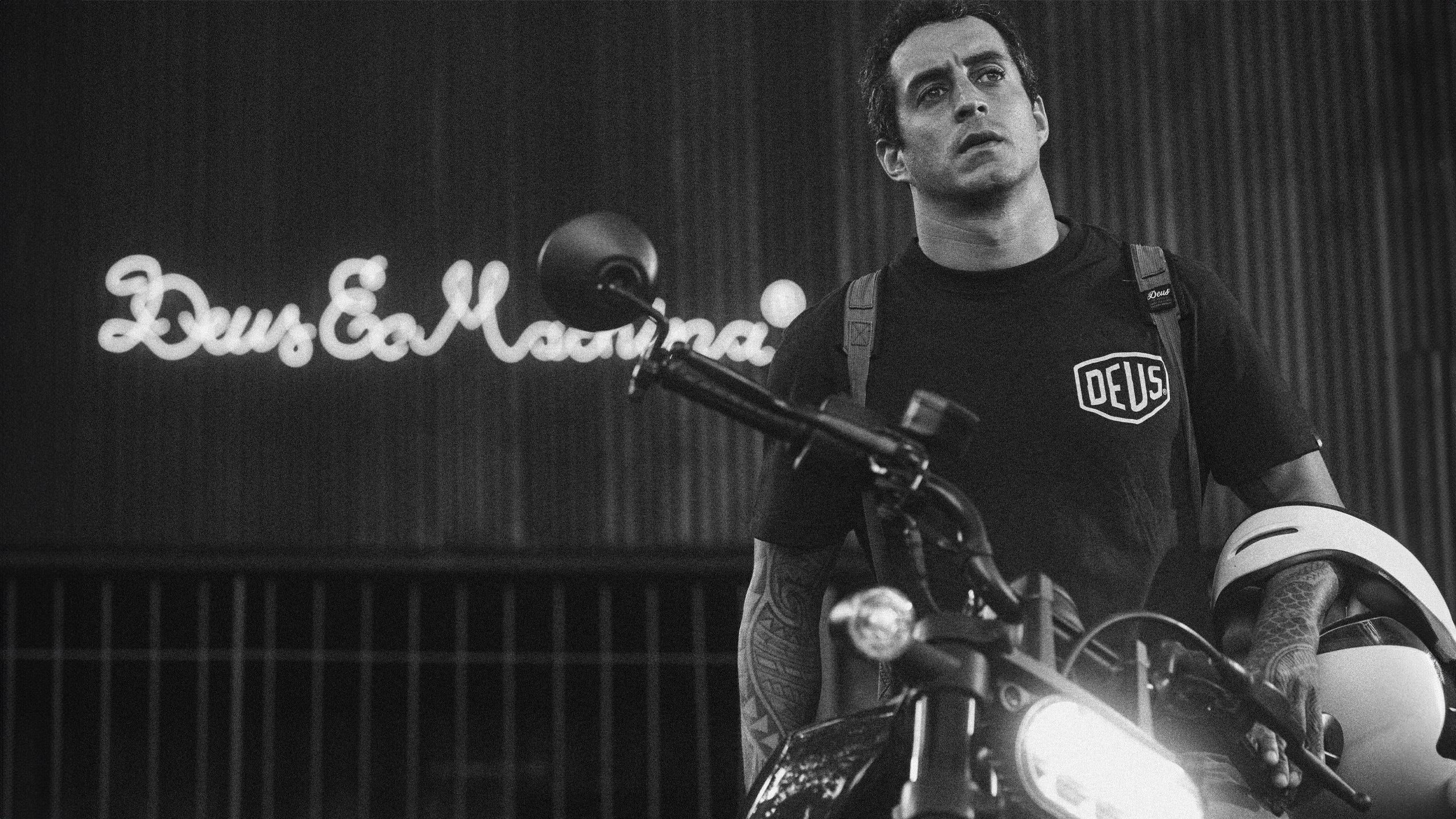 料理とサーフィンを愛する男 ダリオ・コスタ | デウス・ブラジル