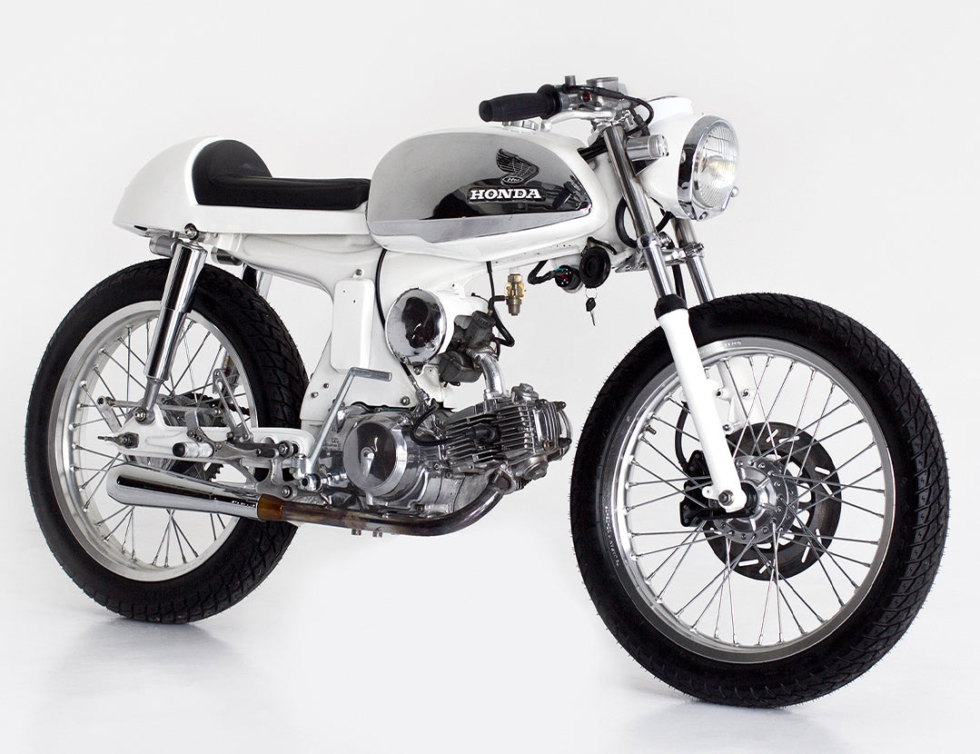 The S90 Cafe - from the new Deus book IN BENZIN VERITAS – Deus Ex