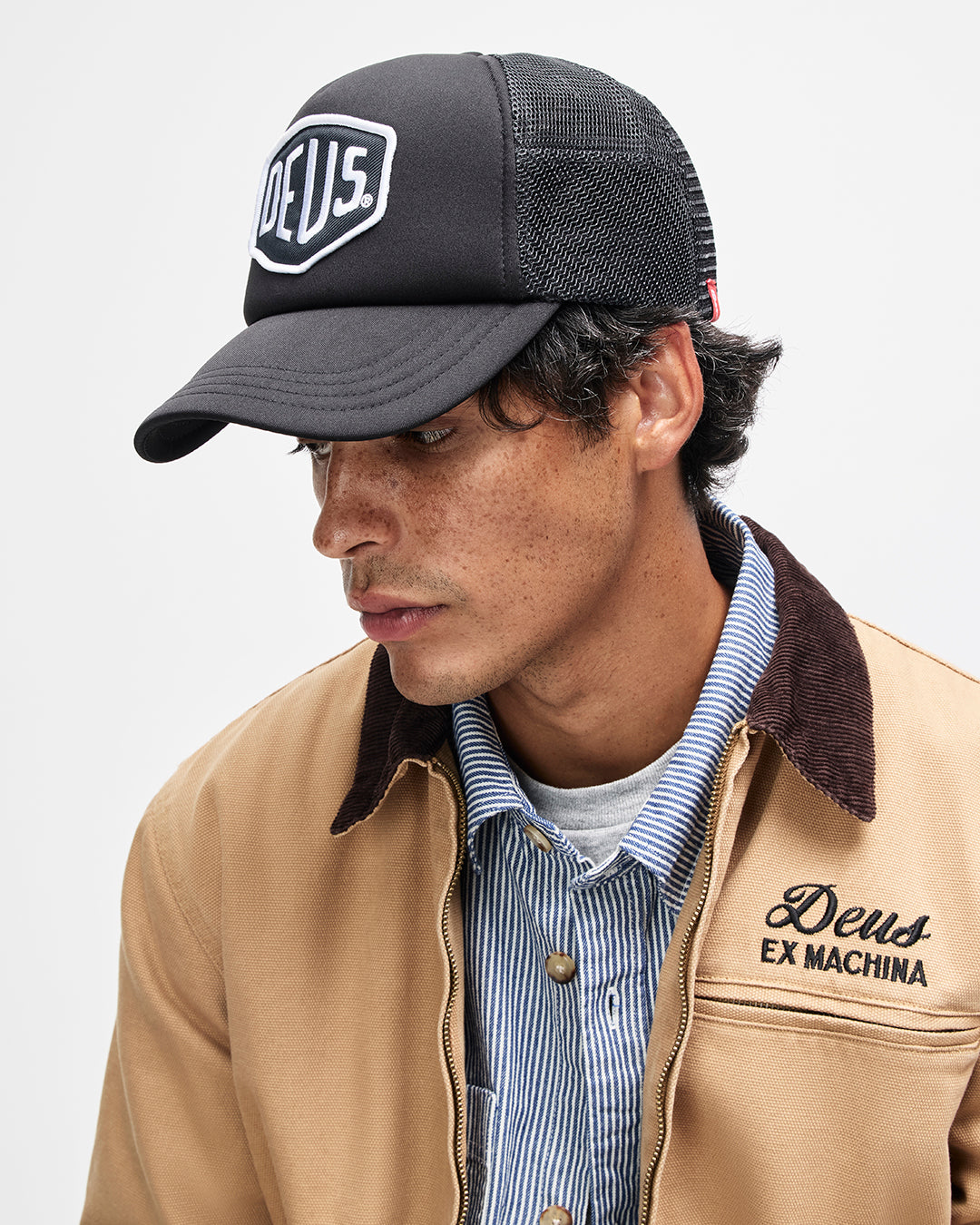 BAYLANDS TRUCKER – Deus Ex Machina/デウスエクスマキナOfficial