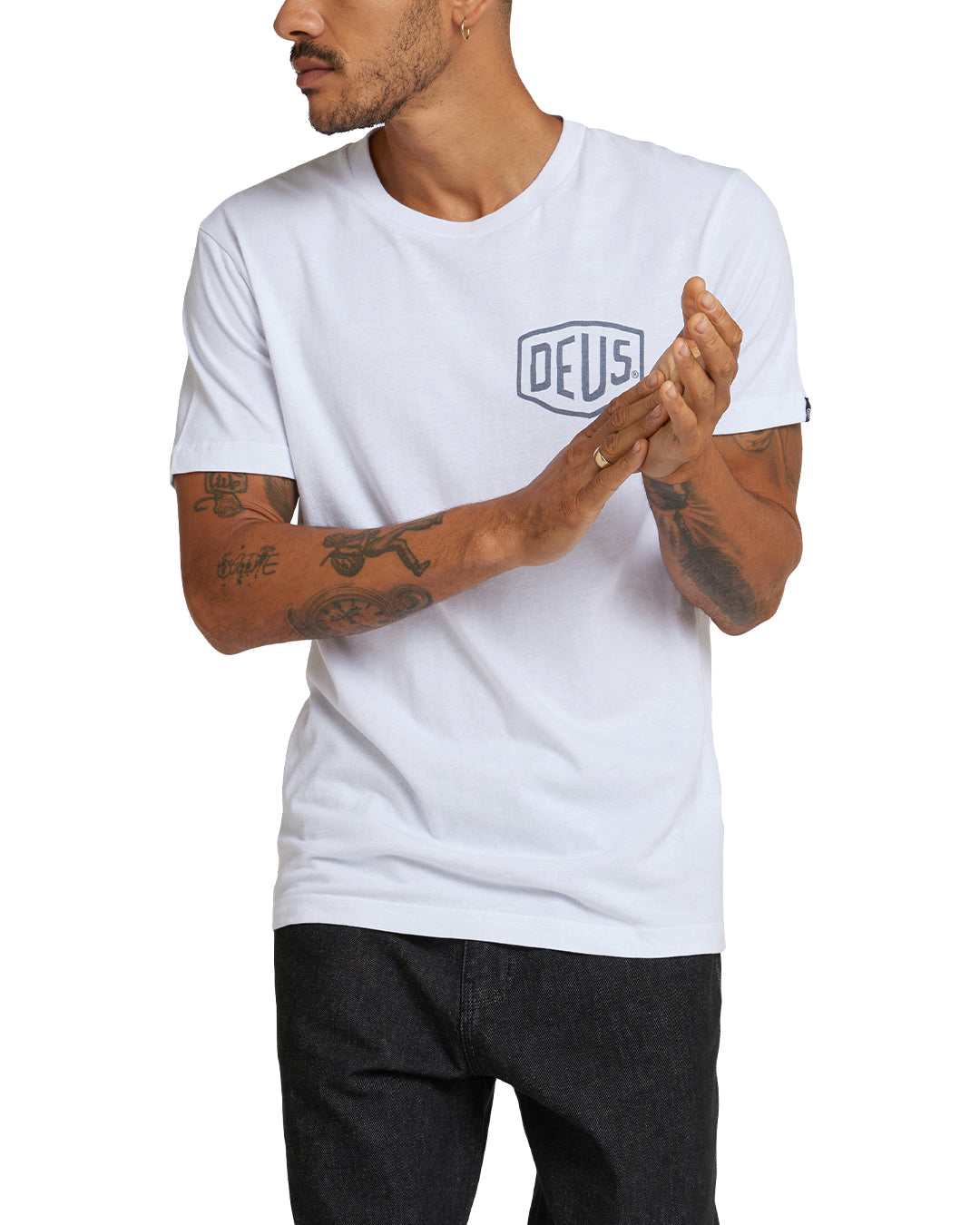 TOKYO ADDRESS TEE – Deus Ex Machina/デウスエクスマキナOfficial